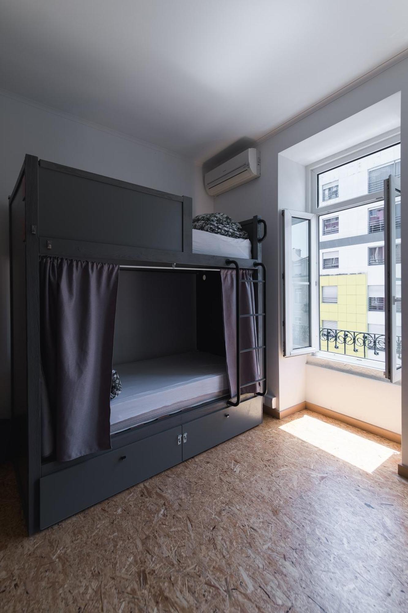 Bed in 8 Bed Female Dorm